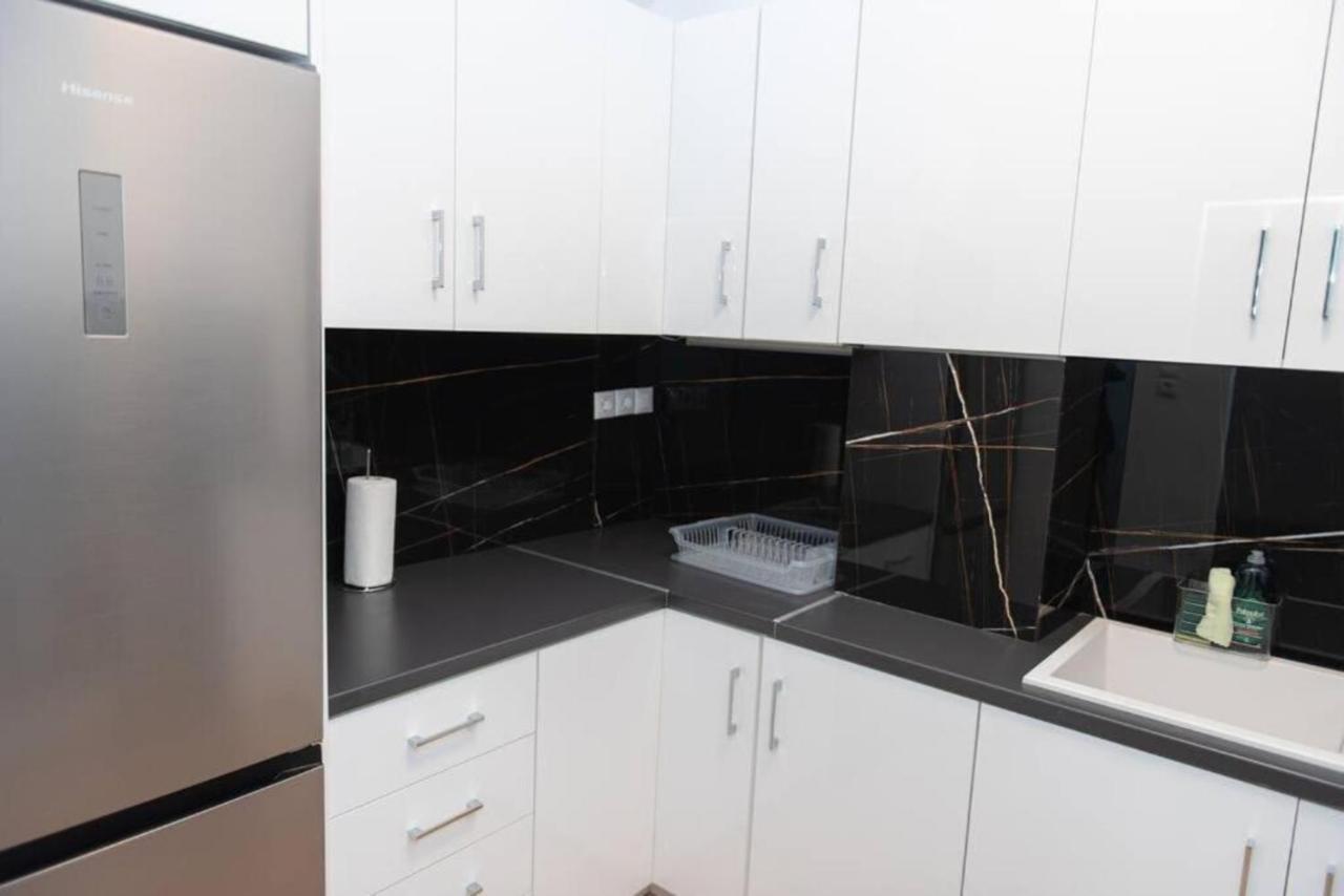 Renovated Spacious Flat 7Min To Subway Station- アテネ エクステリア 写真