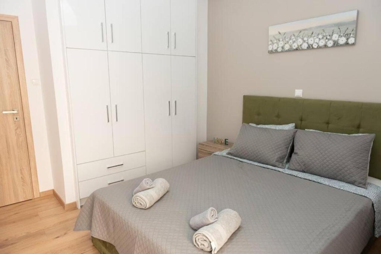 Renovated Spacious Flat 7Min To Subway Station- アテネ エクステリア 写真